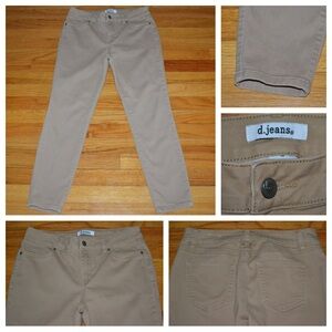Women’s d. jeans khaki jeans, size 6